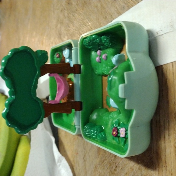 1997 Pokemon Carry me everywhere habitat with Oddish - Picture 7 of 13